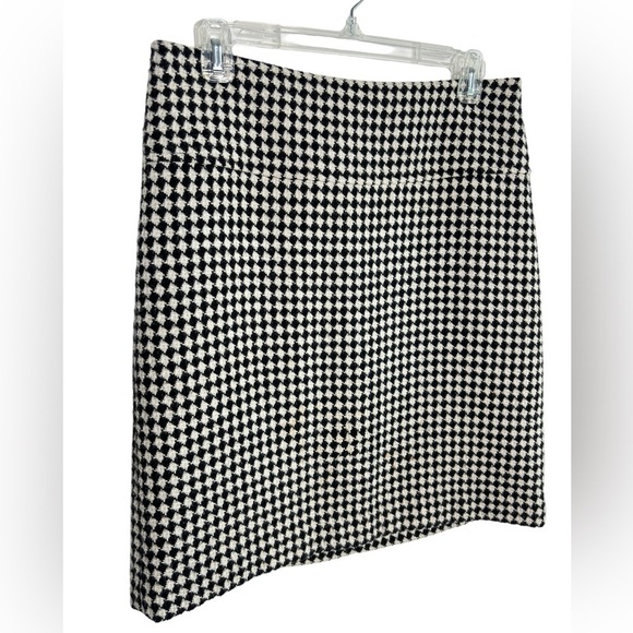 Talbots Pencil Skirt Tweed Wool Blend Lined Size 6 Black White Diamond Classic - Picture 3 of 9